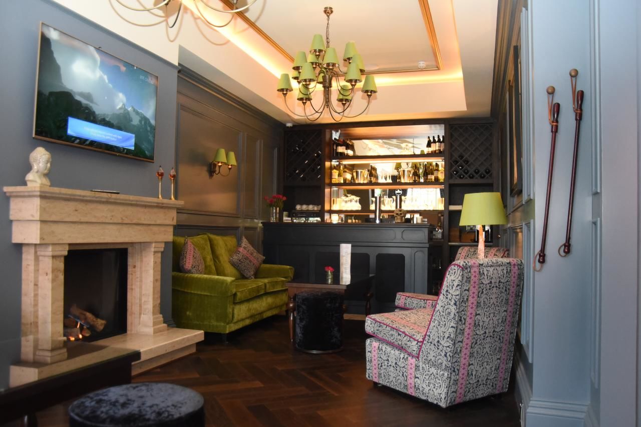 Отель The Fairview Boutique Hotel Килларни